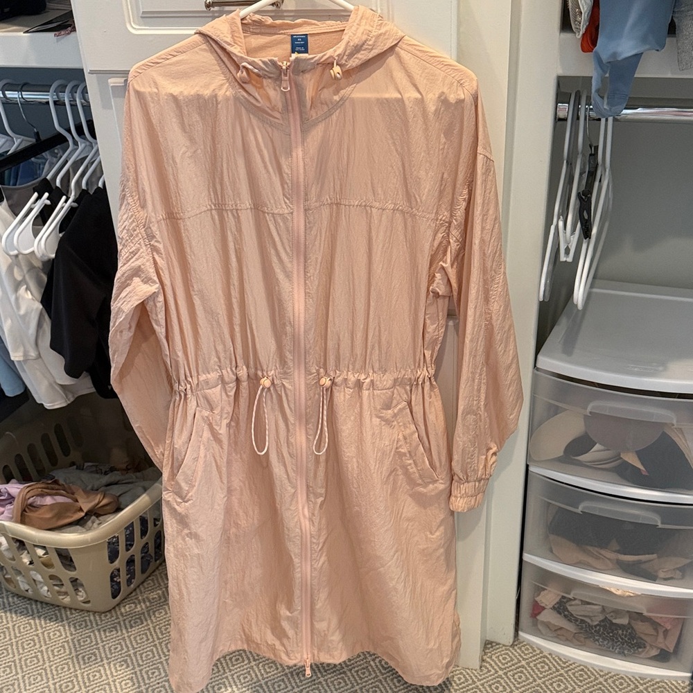 Light Pink Hooded Women's rain coat . Old Navy XS